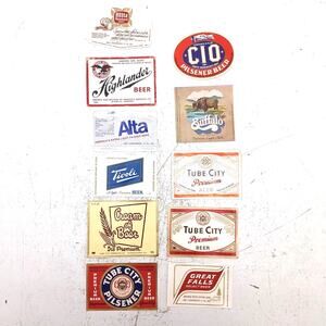 Lot of Mixed United States Beers Vintage Beer Bottle Labels